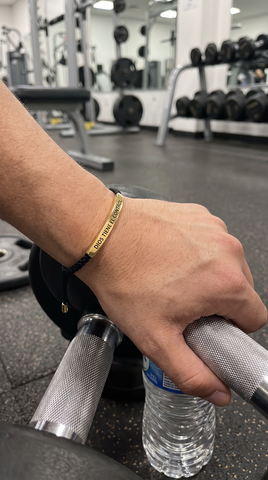 Una pulsera de fe en momentos cotidianos 4